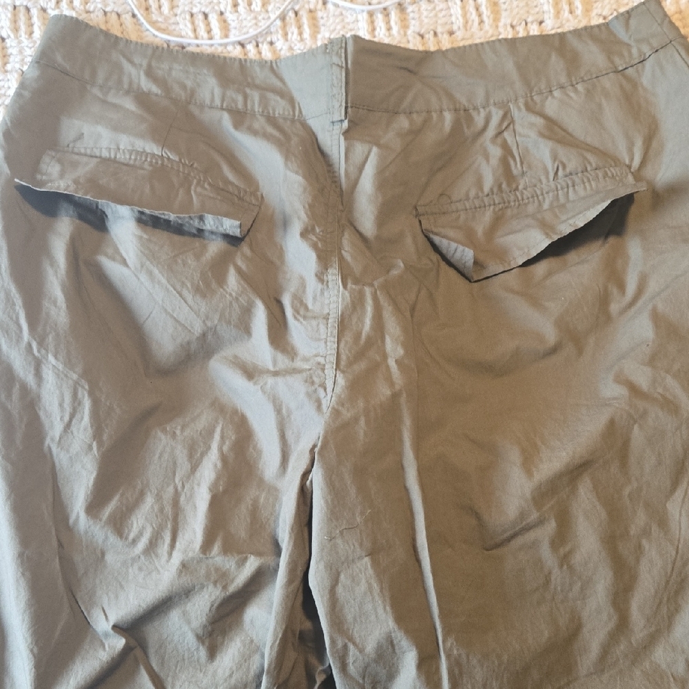 Women's Olive Cargo Joggers - Picture 5 of 9